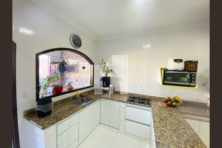 12_photo/94cf2fecf3.ceff8192393c33de-ATLAS-b6fc37c1-cf93-4f44-821f-4ba6734e8bef.jpg de casa à venda com 2 quartos, 200m² em Jardim das Tulipas, Jundiaí