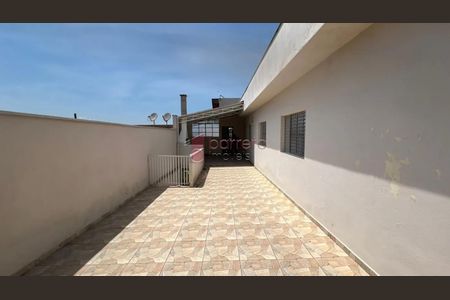 19_photo/94cf2fed01.1cf36469cc62d903-ATLAS-a9b571f2-33b6-47fc-91c7-6e3bc23e06ba.jpg de casa à venda com 3 quartos, 200m² em Jardim das Tulipas, Jundiaí