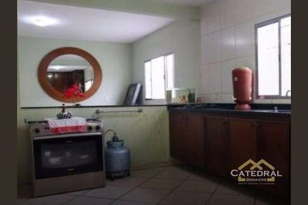 3_photo/94cf2fed53.9fde2b1beaf38236-ATLAS-2344277d-08f4-419d-9aa9-30ebfffbd4b4.jpg de casa à venda com 3 quartos, 327m² em Jardim das Tulipas, Jundiaí