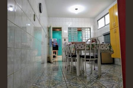 4_photo/94cf2fef3b.31c0c97998d10b12-ATLAS-9eb121a3-254e-4b95-984f-6efb893f8a4d.jpg de casa à venda com 3 quartos, 160m² em Jardim das Tulipas, Jundiaí