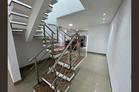 4_photo/94cf2ff485.f2c8c659ffa0a6bc-ATLAS-50b09abd-1968-4a6c-84d4-3d8cfe6c0cb9.jpg de casa à venda com 3 quartos, 183m² em Residencial Santa Giovana, Jundiaí