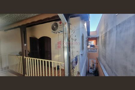 7_photo/94cf302ff5.8c2ca795ebaebe51-ATLAS-38247563-b5fb-4f1d-b361-ae6a82758f91.jpg de casa à venda com 3 quartos, 219m² em Aglomeração Urbana de Jundiaí, Jundiaí