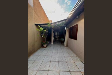 9_photo/94cf304955.01061cb6ad72014f-ATLAS-c235ae7b-72b9-4d39-9dc7-b32280daaf68.jpg de casa à venda com 2 quartos, 95m² em Parque Residencial Jundiaí, Jundiaí