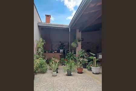 18_photo/94cf3049b5.c58cc78bbd09bd6f-ATLAS-41d1a619-53e6-408b-868f-b41eeaee1456.jpg de casa à venda com 2 quartos, 147m² em Parque Residencial Jundiaí, Jundiaí
