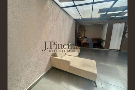 9_photo/94cf304f63.6ba4ef9df26df2e3-ATLAS-d887218d-638e-4f51-bd57-e0126570bb9c.jpg de casa à venda com 2 quartos, 54m² em Parque Residencial Jundiaí, Jundiaí