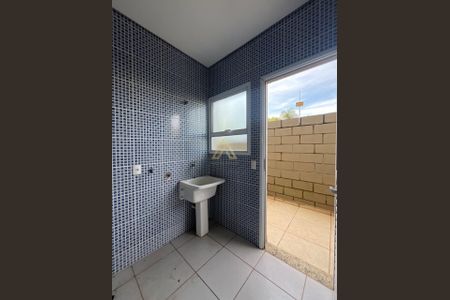 7_photo/94cf3071e3.f861ecc718bdcbd7-ATLAS-649dd0e6-0f30-4f5f-977e-e668e691dae3.jpg de casa à venda com 4 quartos, 268m² em Medeiros, Jundiaí