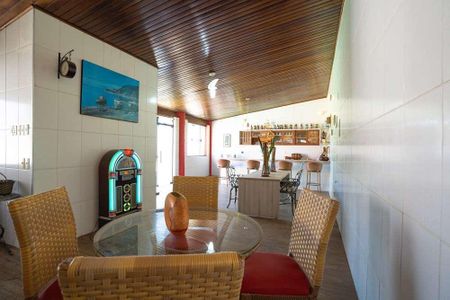 12_photo/94cf3a9fd9.e9744f0b397a6472-ATLAS-a4c15871-54d3-42e9-b976-06a10b1f2b00.jpg de casa à venda com 3 quartos, 620m² em Bomfim, Jundiaí