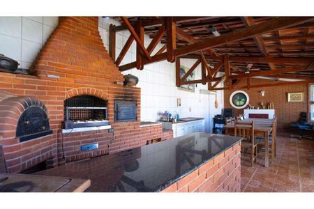 2_photo/94cf3a9fd9.e9744f0b397a6472-ATLAS-b79eb7fc-516b-4e6a-8341-e0855589336b.jpg de casa à venda com 3 quartos, 620m² em Bomfim, Jundiaí