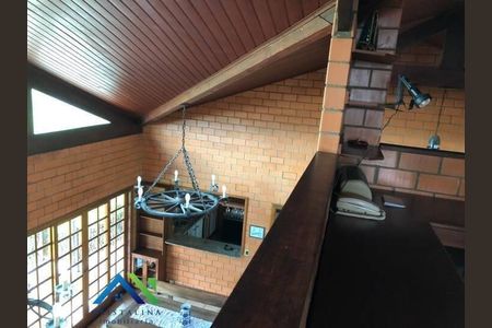 5_photo/94cf3aa1ab.3714cccd63f8fe2d-ATLAS-0b827e43-bf8e-490d-b1b3-1e136e9717cf.jpg de casa à venda com 4 quartos, 1000m² em Jardim Tereza Cristina, Jundiaí