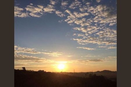 10_photo/94cf3aa1af.49e5f4e107e90c19-ATLAS-27a7a4cc-9abc-47cd-97e3-980497667b75.jpg de casa à venda com 3 quartos, 250m² em Jardim Tereza Cristina, Jundiaí