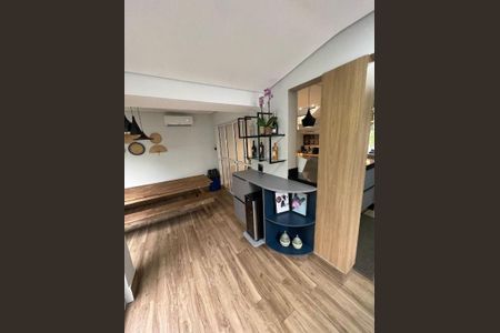 4_photo/94cf3aa309.01061cb6ad72014f-ATLAS-a60f5830-a914-4955-bef1-1172cad42eec.jpg de casa à venda com 3 quartos, 120m² em Medeiros, Jundiaí