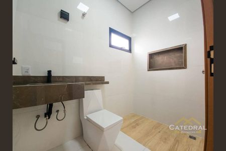 1_photo/94cf3aa381.9fde2b1beaf38236-ATLAS-00be00af-b13a-4d9b-a25a-4f358e6eefb2.jpg de casa à venda com 3 quartos, 236m² em Medeiros, Jundiaí