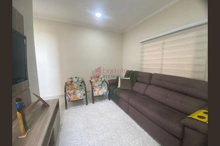 5_photo/94cf3aadb7.bdf1def5ceb5107f-ATLAS-875698a3-3034-46be-876d-55dda87cff6c.jpg de casa à venda com 3 quartos, 168m² em Jardim Carolina, Jundiaí