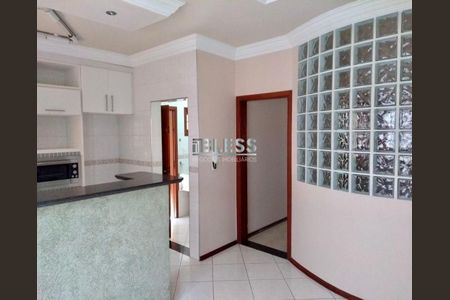 8_photo/94cf3aae35.61df383ebc62b81a-ATLAS-d09745b9-c6de-42c7-b1b7-efa824135d10.jpg de casa à venda com 3 quartos, 200m² em Medeiros, Jundiaí