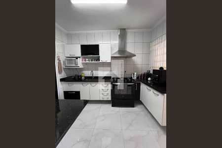 5_photo/94cf3aae37.ceff8192393c33de-ATLAS-67e74475-44ff-484b-909e-300dd0b55849.jpg de casa à venda com 3 quartos, 140m² em Medeiros, Jundiaí