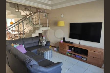 5_photo/94cf3ab2bf.04a823dc9d4d949a-ATLAS-43b77451-d807-42e4-92d9-eb35a45f7e2a.jpg de casa à venda com 3 quartos, 185m² em Medeiros, Jundiaí