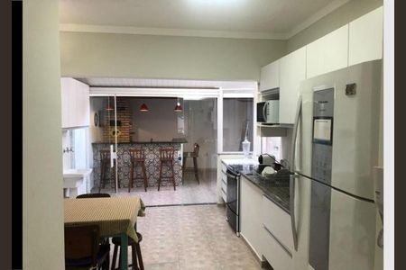 5_photo/94cf3ab707.94cacd11540bb35e-ATLAS-3aa44444-6033-4f7b-9c56-4e4c5f15f633.jpg de casa à venda com 2 quartos, 77m² em Medeiros, Jundiaí