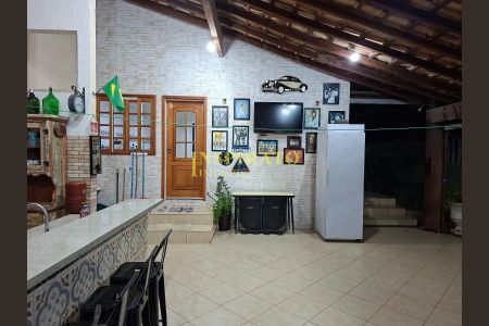 14_photo/94cf3aeebf.77a555b2000b924a-ATLAS-9d71bbb9-6f42-462d-97a8-ea9b17fb38f2.jpg de casa à venda com 2 quartos, 350m² em Aglomeração Urbana de Jundiaí, Jundiaí
