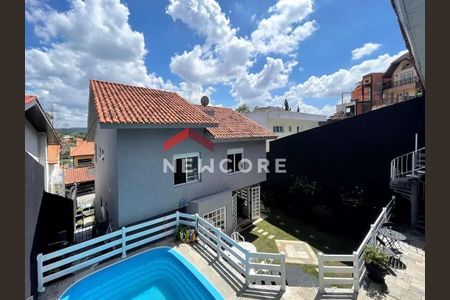 3_photo/94cfa09861.93b8fa184532727f-ATLAS-0b276f71-fb40-49bb-af58-85a0aad059f5.jpg de casa de condomínio à venda com 3 quartos, 340m² em Jardim Japao (Caucaia do Alto), Cotia