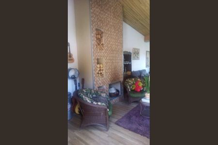 9_photo/94cfa09973.1362ecc7aacc93b7-ATLAS-c8a3de44-66ff-4b75-a02f-df022feaaac4.jpg de casa à venda com 4 quartos, 270m² em Jardim Japao (Caucaia do Alto), Cotia