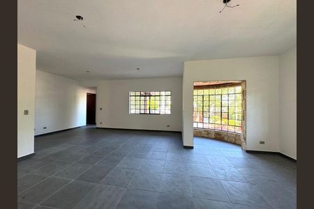 9_photo/94cfa6344b.ceff8192393c33de-ATLAS-3d0890f3-09f6-43e4-ac17-1bc3a621dfb4.jpg de casa à venda com 3 quartos, 354m² em Caucaia do Alto, Cotia