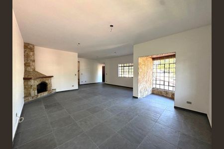 2_photo/94cfa6344b.ceff8192393c33de-ATLAS-4d0e9d3d-9fca-4026-8227-703c2defcae1.jpg de casa à venda com 3 quartos, 354m² em Caucaia do Alto, Cotia