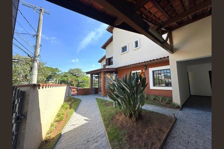 24_photo/94cfa6344b.ceff8192393c33de-ATLAS-b78c37f2-0d17-4336-8933-0686049bd65b.jpg de casa à venda com 3 quartos, 354m² em Caucaia do Alto, Cotia