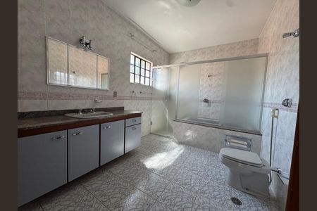 14_photo/94cfa6344b.ceff8192393c33de-ATLAS-cb4e73e2-20bc-44c9-917c-ffeb24629fc5.jpg de casa à venda com 3 quartos, 354m² em Caucaia do Alto, Cotia