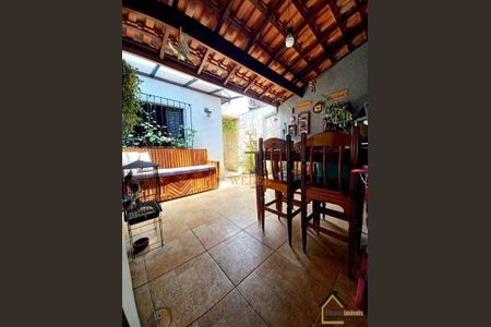 4_photo/94cfa6459f.c73b78bac5a2f3b6-ATLAS-265edb8d-97ac-4b0c-8798-3035c2ce4a03.jpg de casa à venda com 2 quartos, 128m² em Caucaia do Alto, Cotia