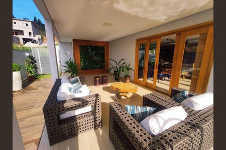 4_photo/94cfa6460b.7e5ddb9e5986b201-ATLAS-e75de95f-62fc-4a0c-a59c-3ef42447a440.jpg de casa de condomínio à venda com 3 quartos, 800m² em Bosque dos Pires, Cotia