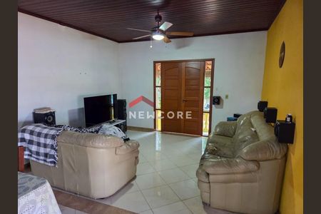 5_photo/94cfa64c8b.94eccd8fc9add72f-ATLAS-2a70cddf-e610-4653-a624-0e1abd3e1a20.jpg de casa de condomínio à venda com 4 quartos, 383m² em Colonial Village (Caucaia do Alto), Cotia