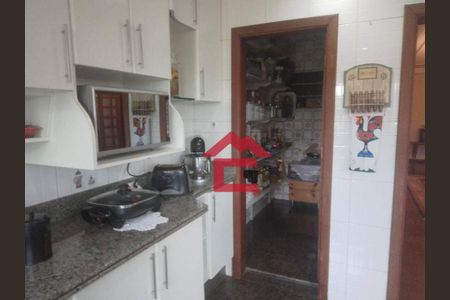 28_photo/94cfa6559b.75fa701d418b05c7-ATLAS-9ede0aea-7047-42f8-9b57-55b23f06dd8e.jpg de casa para alugar com 3 quartos, 1000m² em Centro (Caucaia do Alto), Cotia