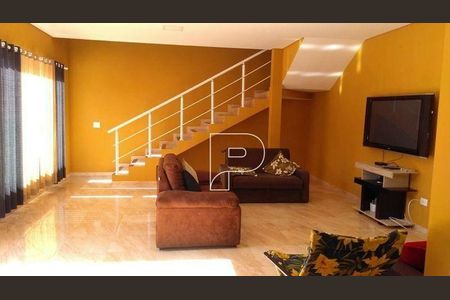 3_photo/94cfa687e5.0dba02f6e03a3679-ATLAS-162ef3b0-24fa-42a2-a0ee-df2b2f0ab1c5.jpg de casa à venda com 3 quartos, 236m² em Caucaia do Alto, Cotia