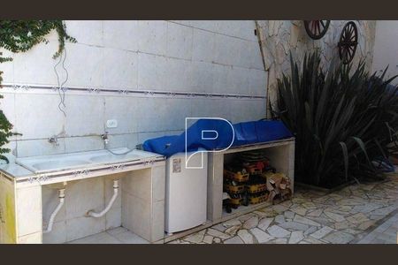 2_photo/94cfa687e5.0dba02f6e03a3679-ATLAS-3546a67e-0ea6-433c-aaa2-49d5cfa6cc3d.jpg de casa à venda com 3 quartos, 236m² em Caucaia do Alto, Cotia