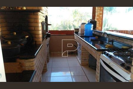 38_photo/94cfa687e5.0dba02f6e03a3679-ATLAS-dd2bb950-47be-4e61-9338-26c91e88698b.jpg de casa à venda com 3 quartos, 235m² em Caucaia do Alto, Cotia