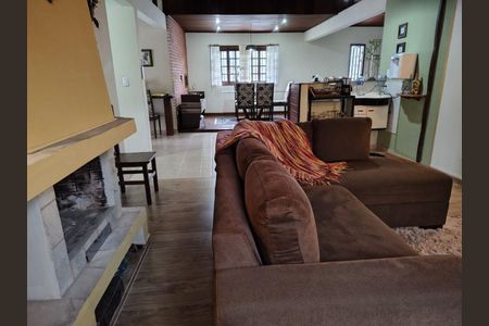 9_photo/94cfa6880b.cb4a3f4e1d4d223a-ATLAS-d47cf011-2365-4764-bbbe-a969de7ef909.jpg de casa à venda com 3 quartos, 195m² em Caucaia do Alto, Cotia