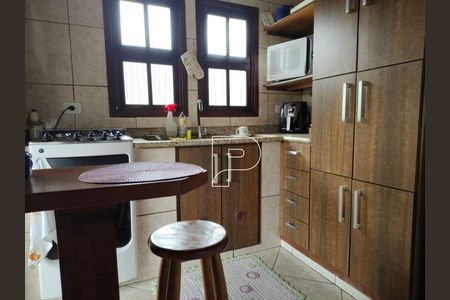 13_photo/94cfa6880b.cb4a3f4e1d4d223a-ATLAS-e38baa28-5454-4104-bc26-e3667e0da2e9.jpg de casa à venda com 3 quartos, 195m² em Caucaia do Alto, Cotia