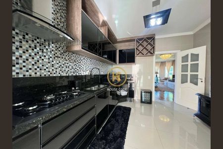 12_photo/94cfa6880d.f279df7ab7105e24-ATLAS-2f74af4d-7c5c-4856-a6fc-32b9902a1da3.jpg de casa à venda com 3 quartos, 367m² em Caucaia do Alto, Cotia