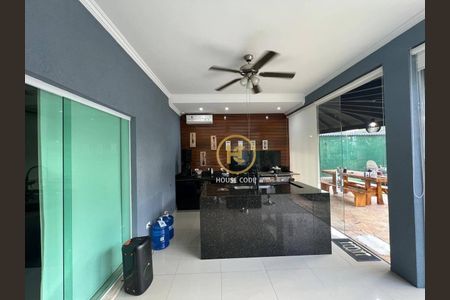 45_photo/94cfa6880d.f279df7ab7105e24-ATLAS-454463a8-b759-46c4-b246-9fe64d7793b7.jpg de casa à venda com 3 quartos, 367m² em Caucaia do Alto, Cotia