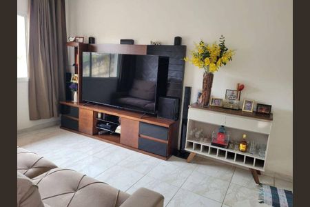 13_photo/94cfa68d5f.61df383ebc62b81a-ATLAS-52ee2732-b5f3-4439-8dfc-817d13e739af.jpg de casa para alugar com 2 quartos, 74m² em Jardim Monte Verde (Caucaia do Alto), Cotia