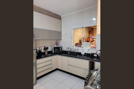 23_photo/94cfa68d5f.61df383ebc62b81a-ATLAS-a227d342-a6d3-4497-a385-c16df6b1fc02.jpg de casa para alugar com 2 quartos, 74m² em Jardim Monte Verde (Caucaia do Alto), Cotia