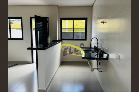 3_photo/94cfa6e2ed.87ebb8b682b5a82f-ATLAS-8da8f09f-09ed-41f7-b85f-e36dc7d518a2.jpg de casa à venda com 2 quartos, 60m² em Jardim Primavera, Cotia