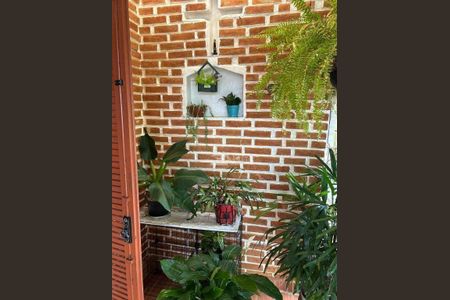 11_photo/94cfa6f12b.fd7188e6e92a7226-ATLAS-5b4fa682-99b9-49c1-a0ab-d9779b292a7a.jpg de casa à venda com 2 quartos, 190m² em Jardim Sao Luiz (Caucaia do Alto), Cotia