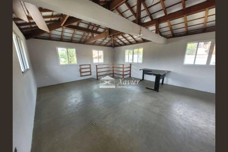 3_photo/94cfa6f779.07f29284d16cc936-ATLAS-06053e4e-3583-426e-b90b-e75ebbdc3f1f.jpg de casa para alugar com 3 quartos, 300m² em Jardim Sao Luiz (Caucaia do Alto), Cotia