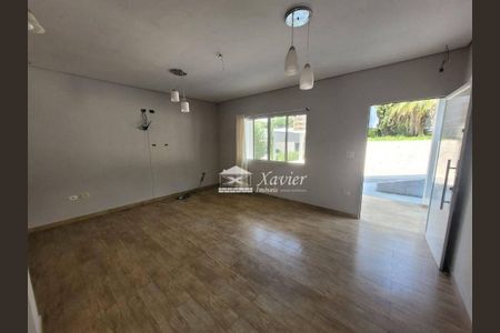 5_photo/94cfa6f779.07f29284d16cc936-ATLAS-79ab9955-52e0-4ee9-b2d8-eaea26185fc5.jpg de casa à venda com 3 quartos, 300m² em Jardim Sao Luiz (Caucaia do Alto), Cotia