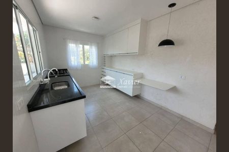 8_photo/94cfa6f779.07f29284d16cc936-ATLAS-872daf8a-369f-45a2-a6b8-3a3bb2d1e3a1.jpg de casa à venda com 3 quartos, 300m² em Jardim Sao Luiz (Caucaia do Alto), Cotia