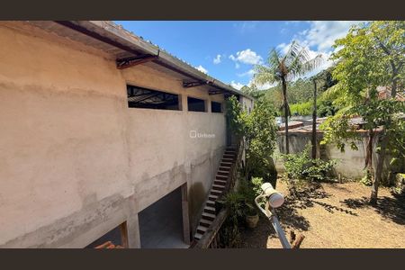 6_photo/94cfa6f7df.6c623372c172fc17-ATLAS-b4c503f4-e616-4845-8d0e-2f1b8def095e.jpg de casa à venda com 2 quartos, 178m² em Vila Sao Roque (Caucaia do Alto), Cotia