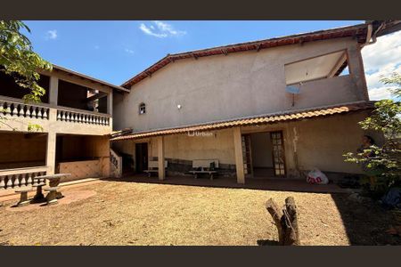 29_photo/94cfa6f7df.6c623372c172fc17-ATLAS-d4c6cd94-e5f4-4162-867e-9e2cfb760d86.jpg de casa à venda com 2 quartos, 178m² em Vila Sao Roque (Caucaia do Alto), Cotia