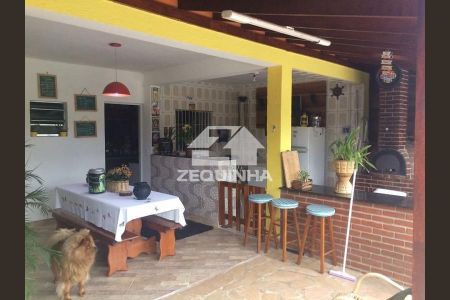 12_photo/94cfa6faf5.ceff8192393c33de-ATLAS-4da38221-a4fb-447e-a231-e6ee43284661.jpg de casa à venda com 5 quartos, 300m² em Caucaia do Alto, Cotia