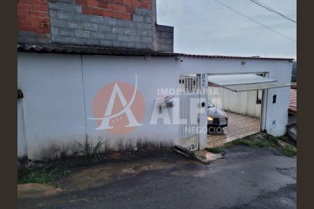 27_photo/94cfa7029b.0dba02f6e03a3679-ATLAS-9bd2c803-943d-4ed6-8cd0-c7c1d18f5e9e.jpg de casa à venda com 2 quartos, 200m² em Água Espraiada (Caucaia do Alto), Cotia